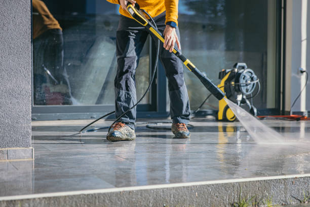 Best Deck Pressure Washing  in Pensacola Station, FL
